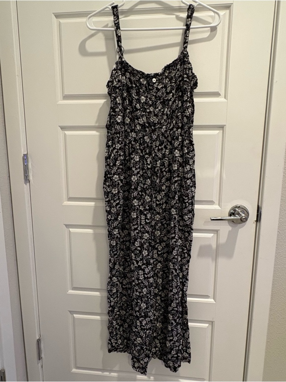 As U Wish Black Floral Romper L Wide Leg Tie Waist Button Front